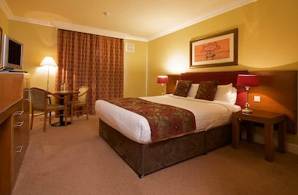 Hamlet Court Hotel Johnstown Bridge Exteriér fotografie
